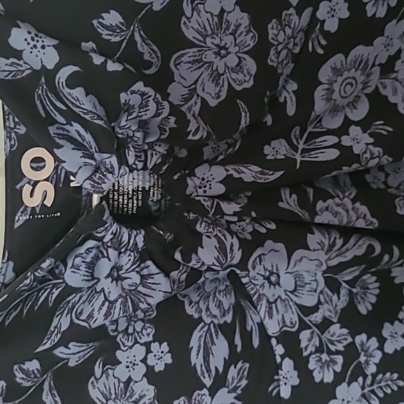 SO BRAND WOMENS JUNIOR SIZE SUMMER NAVY FLORAL DRESS SIZE MEDIUM - Picture 3 of 14